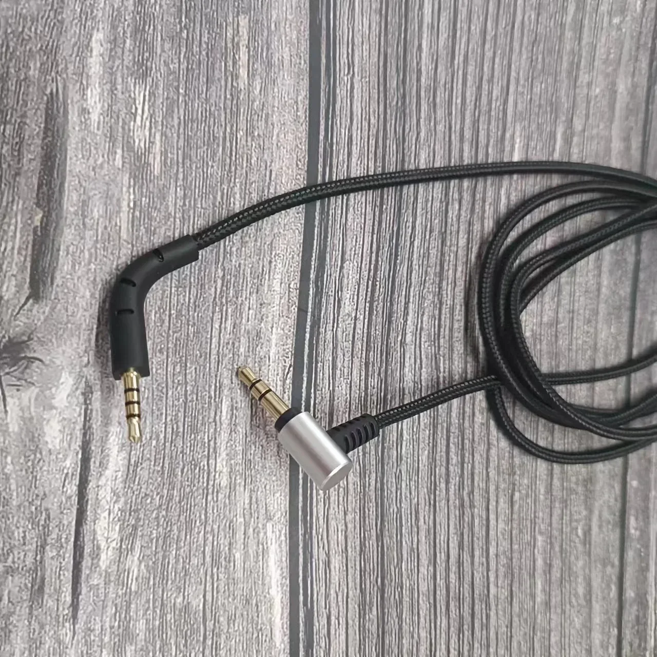 

Plug and Play High quality audio cable For Bowers&Wilkins B&W P5 P9 P7 Headset 3.5mm to 2.5mm plug Weaving without wheat thread