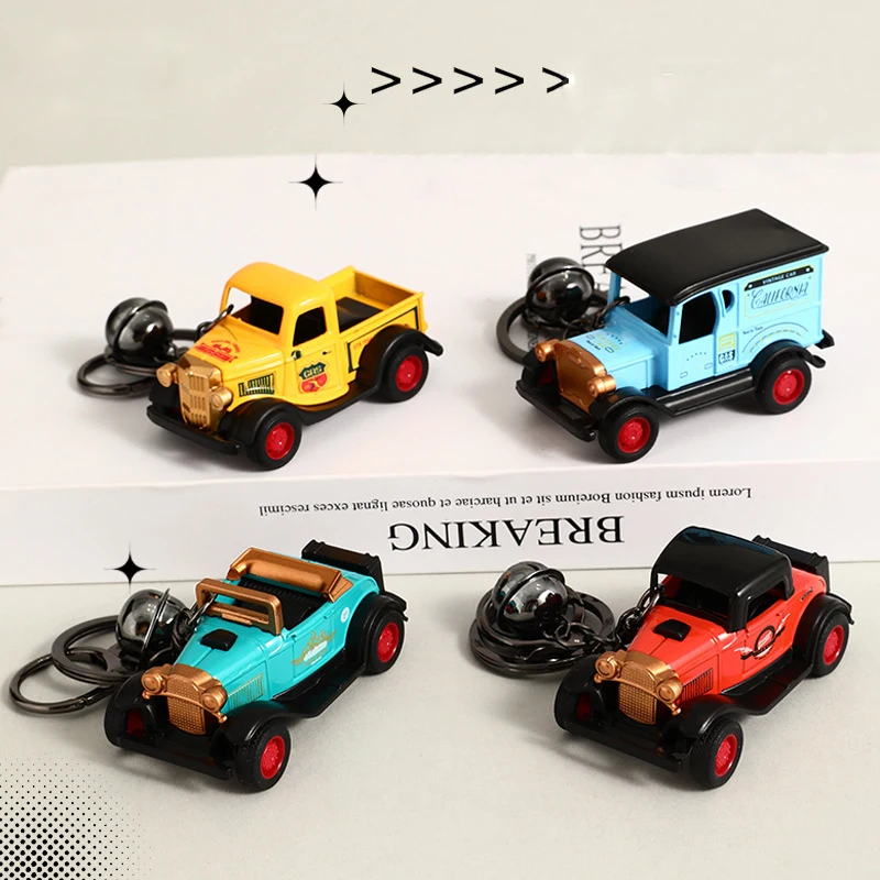 Stylish Retro Classic Car Alloy Body Broken-resistant Key Chain Pendant Cool Toy Pull-back Car Model Jeep Keychain Bag Trinket