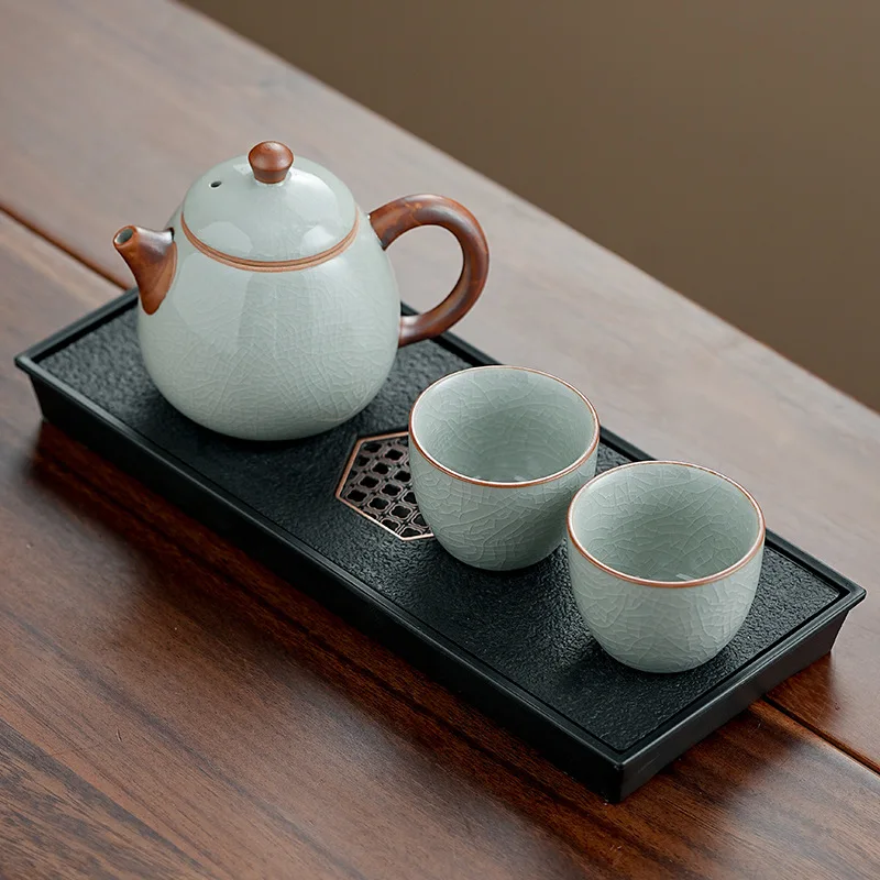 

Чайный сервиз Ru Kiln Gongfu для домашнего использования, высококачественный керамический чайник для заваривания чая с двумя чашками и подносом для сухого чая, небольшой набор для гостиной Ro