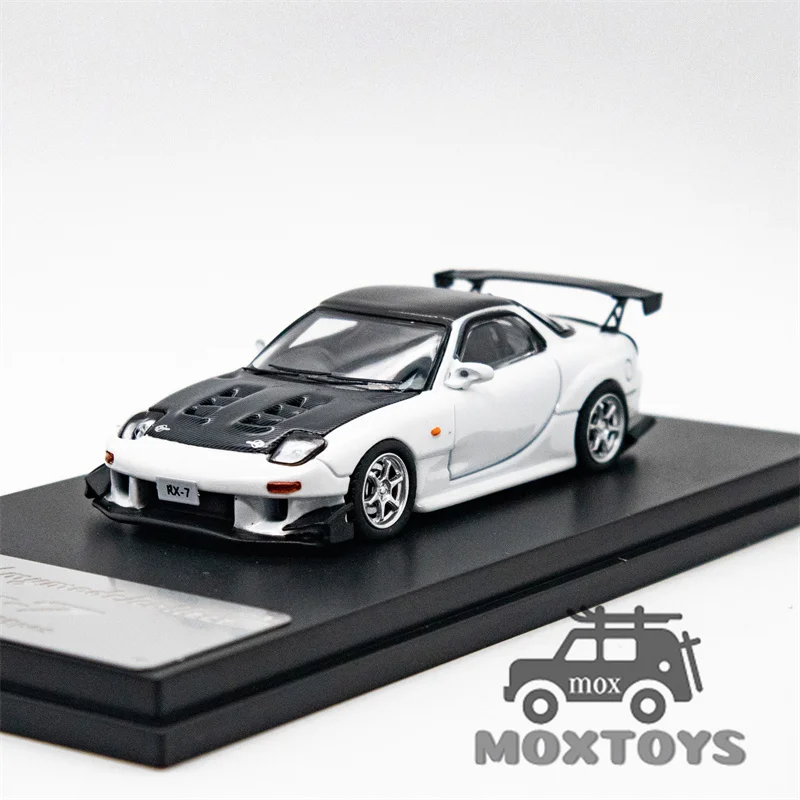 Model Collect MC 1:64 RX-7 (FD3S) carbon cap Diecast Model Car