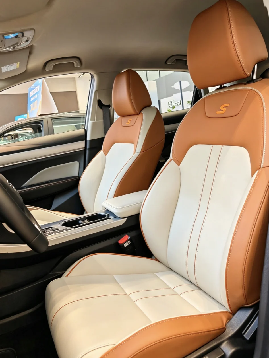 Für Geely Coolray 2019~2025 Maßgefertigte Autositzbezüge Luxuriöses Nappaleder 100% Passgenau Innenraumzubehör 360 ° Vollständige Abdeckung – Detail 3