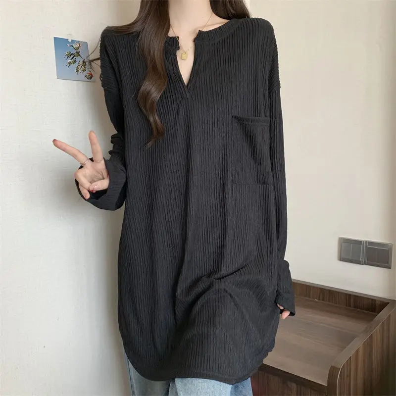 Large Size Women's Clothing Autumn And Winter New Solid Color Loose And Thin Texture Medium And Long V-neck Long-sleeved T-shirt