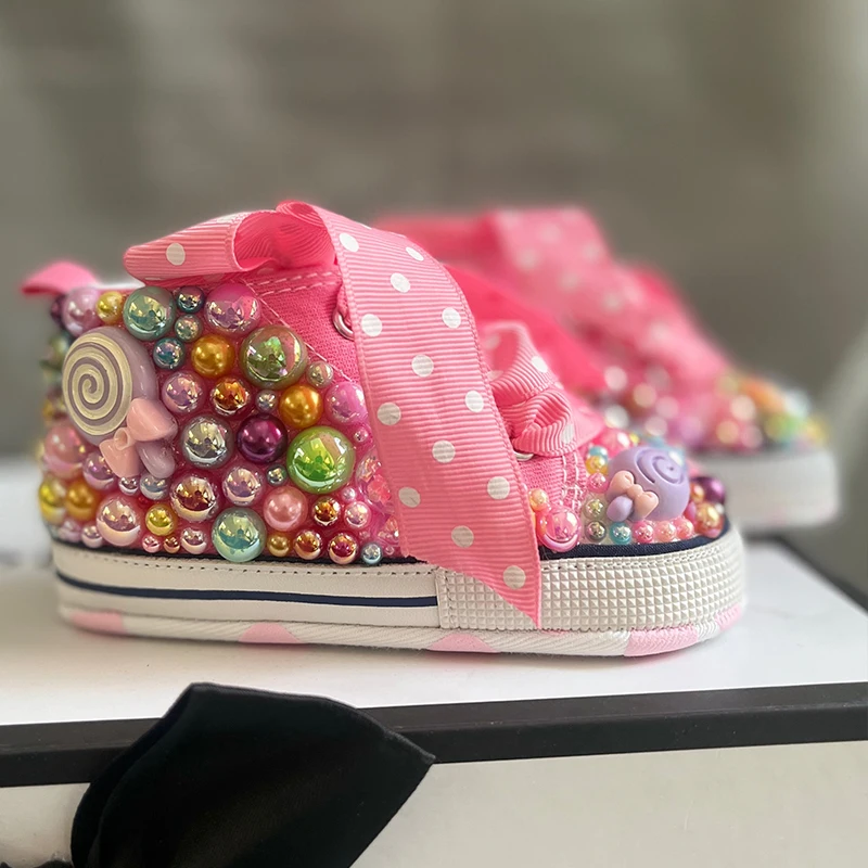 Lecca-lecca casuale Candy First Walking Canvas Baby Infant Shoes Sneakers con suola morbida per la festa di compleanno della ragazza scarpe Bling