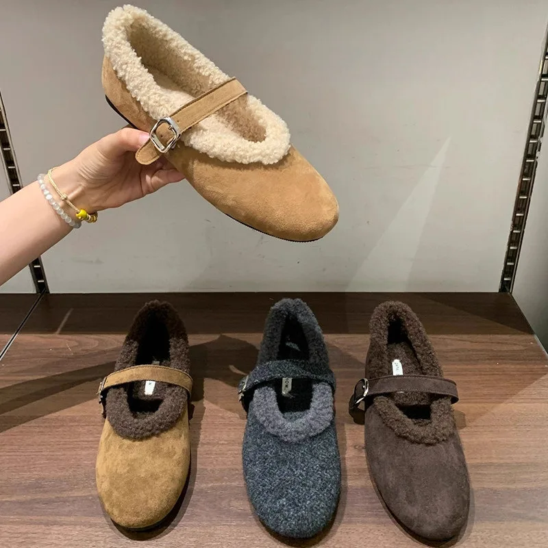 2026Winter Women's Shoes Thickened Velvet Warm Cotton Shoes Winter Women's Fluffy Furry Shoes Retro Suede Casual Cotton Slippers