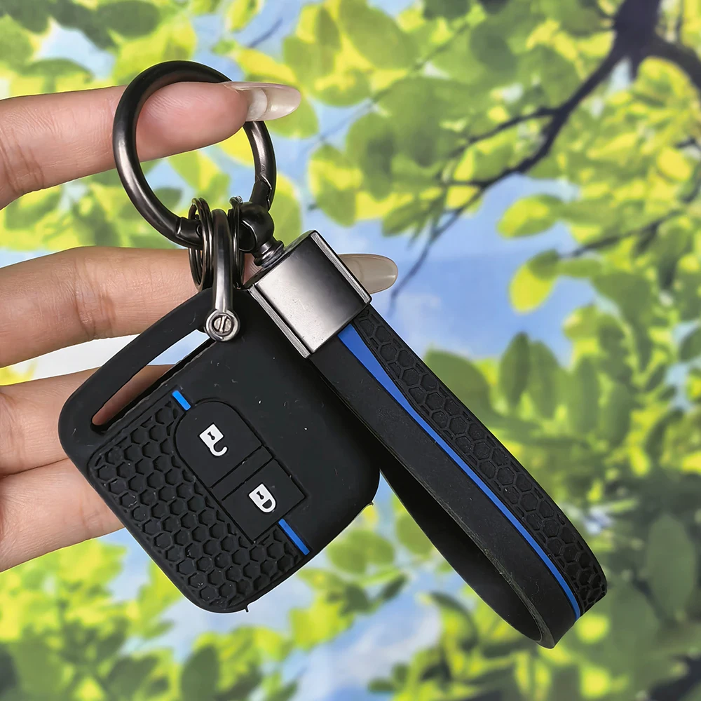 Color Accent Silicone Fob Protector with Keychain for Nissan Micra K12 Note Navara Qashqai J10 Primera Almera Sunny X‑Trail