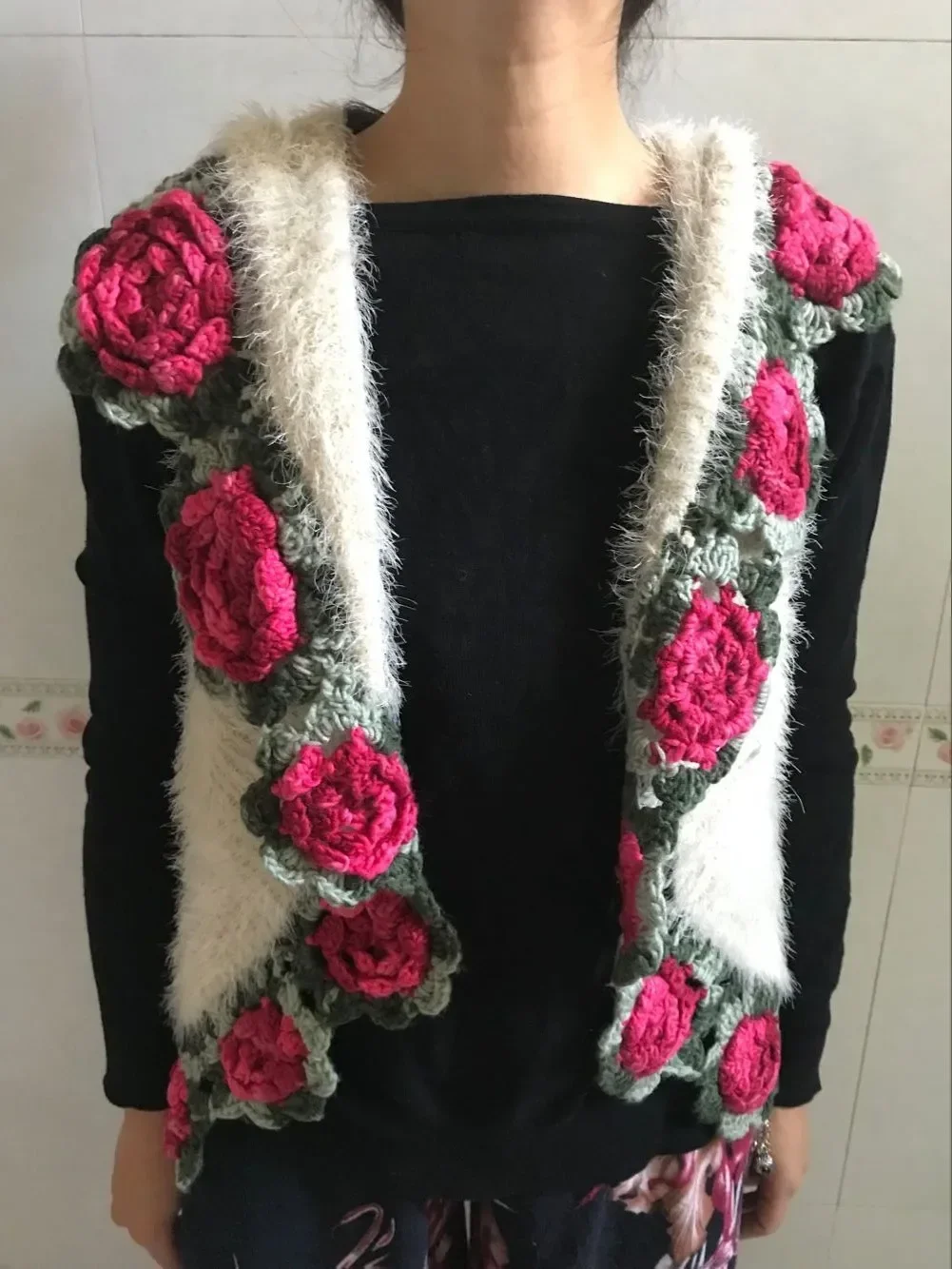 Elegant Luxury Mohair Knitwear Sleeveless Tank Vest Stitch Embroidery Floral Crochet Knitted Sweater Cardigan Wrap Swing Jumper