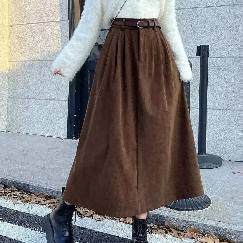

Retro Corduroy Midi Skirt for Women in Autumn and Winter High Waist Slimming A-line Skirt Loose and Luxurious Long Skirt
