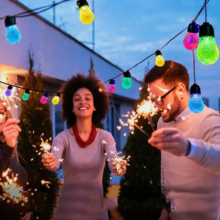 Smart App Christmas Fairy String Light 48ft 25 lampadine a globo Outdoor Garden Patio String Light Backyard Party Music Sync Garland