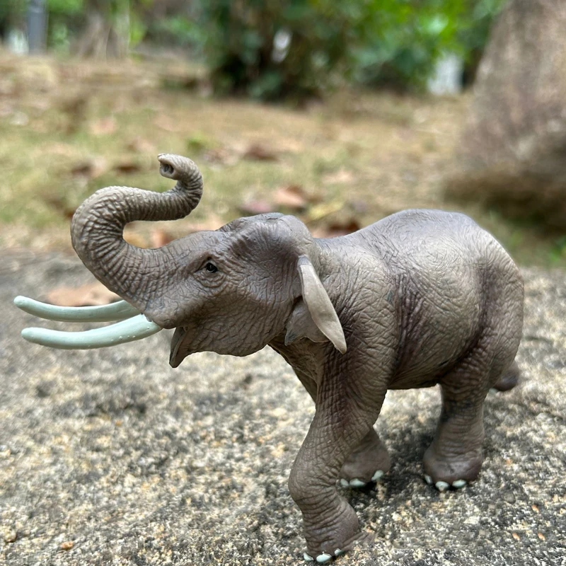 Kawaii süße brüllende Elefanten-PVC-Figur, realistisches Tierspielzeugmodell, seltene limitierte Sammlung, Spielzeuggeschenk für Kinder