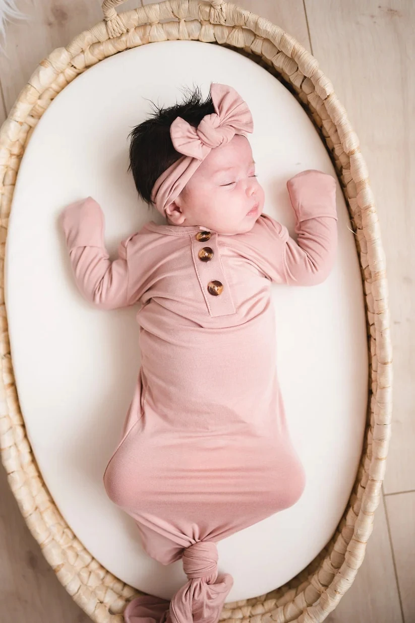 Newborn Infant Solid Color Baby Sleeper 95% Bamboo 5% Spandex Comfortable Soft Newborn Knotted Gowns