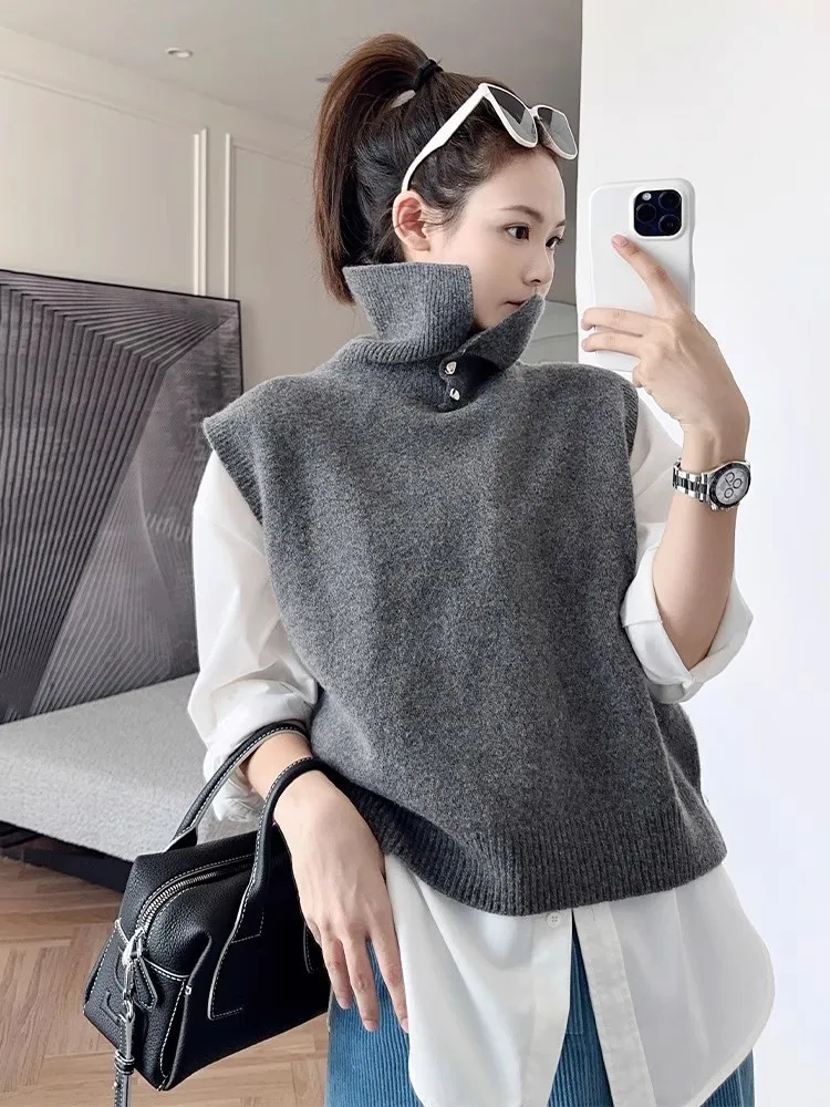 100% Wool Women's Vest Casual Solid Color Knitted Sleeveless Sweater Loose Collar Waist Button Sleeveless Tops