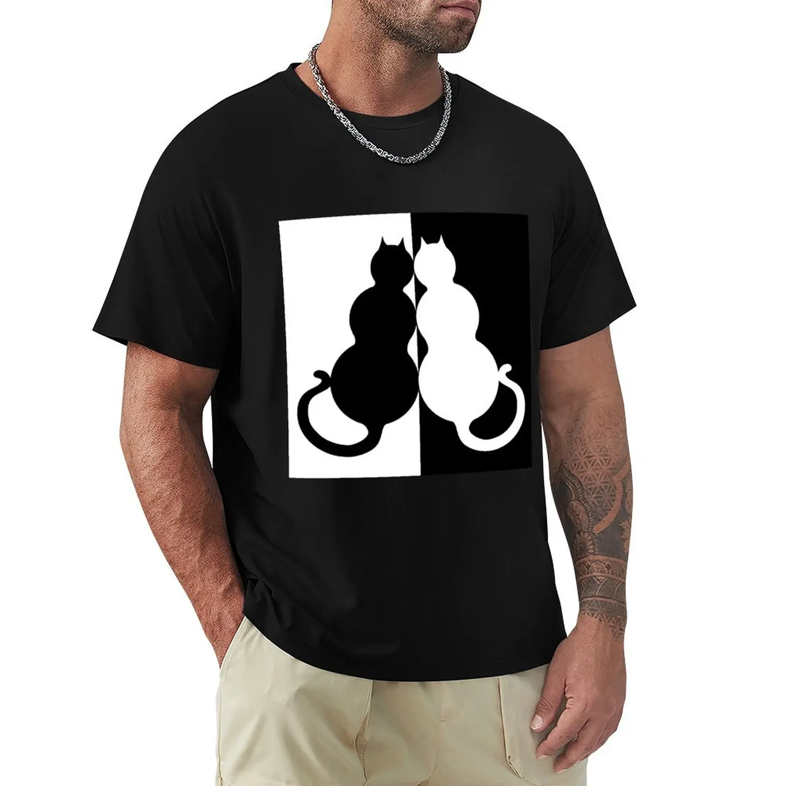 

Black and White Best Buds Cats T-Shirt Big Size Loose Fit Tee Shirt