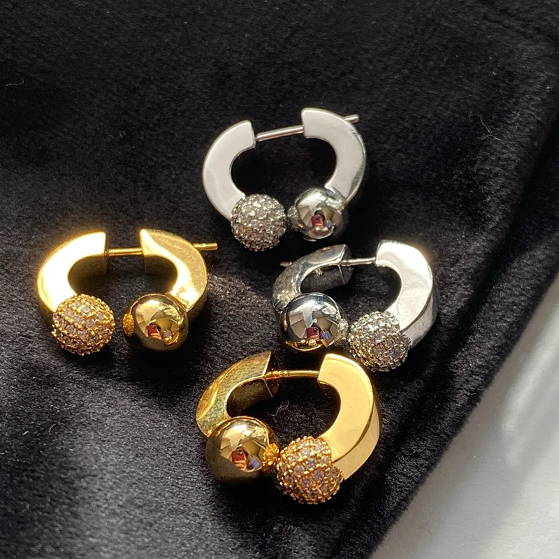 European and American Trend Earrings Metal Crystal Ball Stud Earrings for Women Sweet Elegant Daily Jewelry Gifts