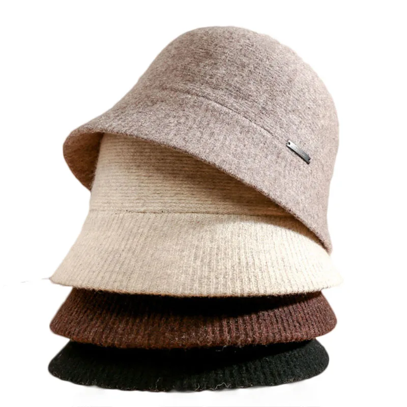 

Зимние шапки 2022 шерстяная теплая Кепка в британском стиле универсальная Рыбацкая шляпа складная и модная женская шляпа