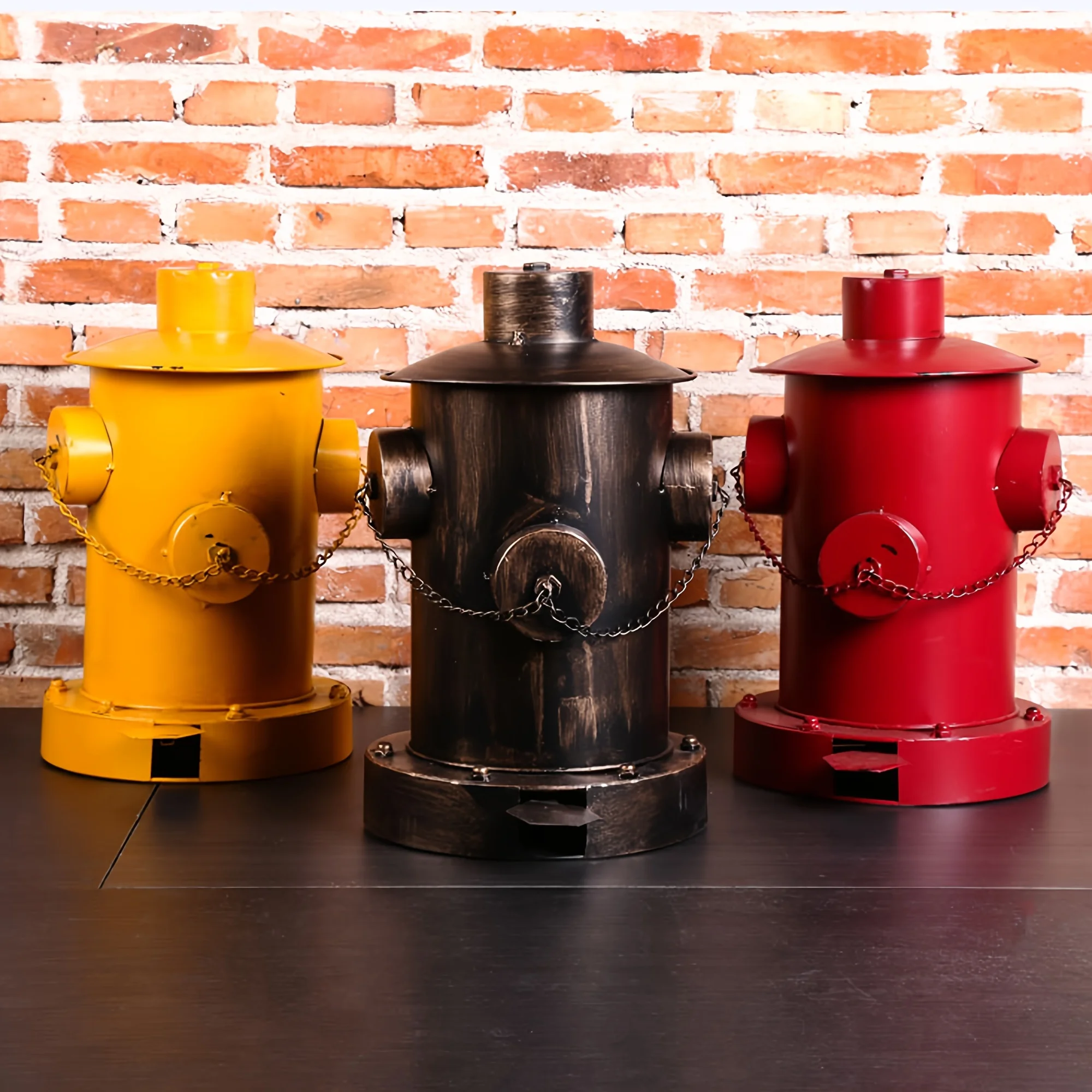 Fire Hydrant Trash Can with Lid Metal Vintage Distressed Wastebasket Office Kitchen Restaurant Accessories Home Decoration