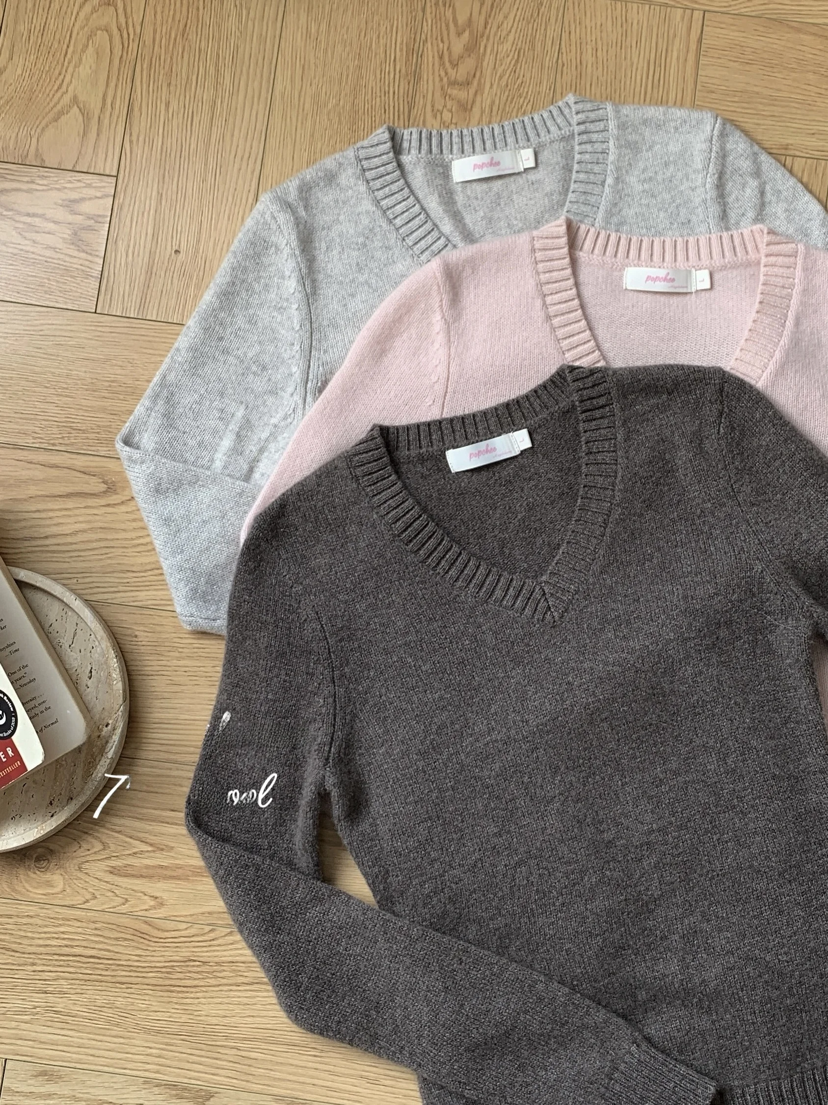 

Свитер Chee Highline из мягкой шерсти кашемира (70% шерсть, 30% кашемир), женский, свободного кроя, с круглым вырезом, длинными рукавами