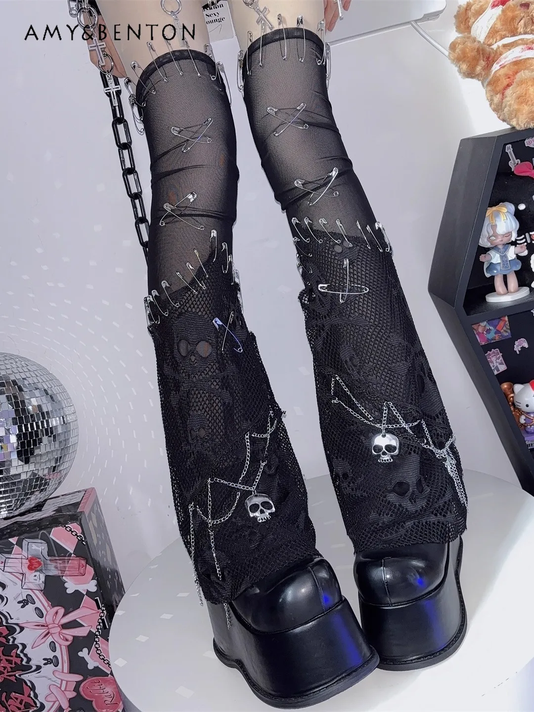 Y2K Hot Girl Subculture Punk Chain Pin Rock Horn-shaped Over-the-knee Leg Warmers Dark Retro Black Legwarmers Gothic Lace Socks