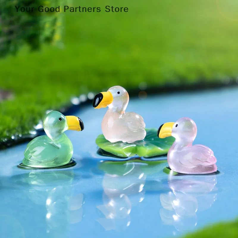 ミニフラミンゴ発光飾り工芸品ミニチュアフィギュア小さなフラミンゴマイクロ風景家の装飾アクセサリーギフト