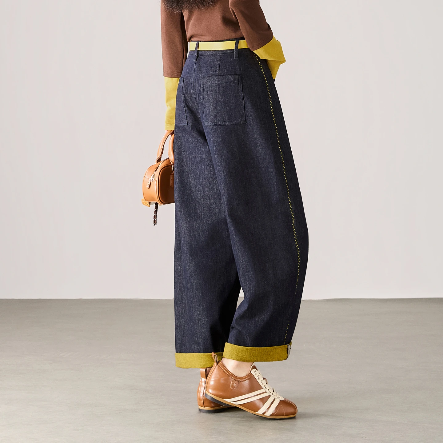 SENTUBILA Women High Waist Cropped Sickle Jeans 2026 Autumn Lyocell Blend Nine Trousers Ladies Casual Loose Fit Pants W63NH7989