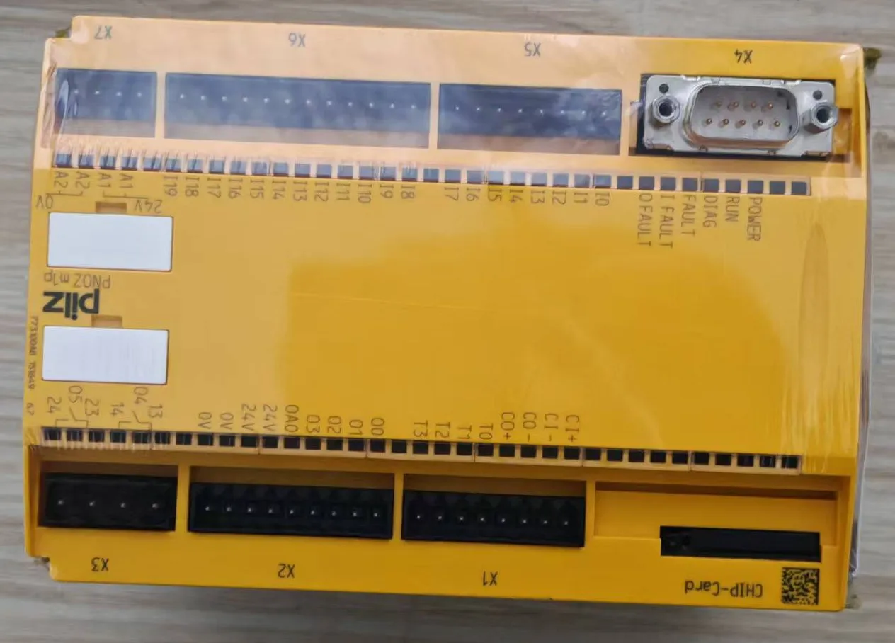 Pilz safety relay PNOZ m1p 773100AB