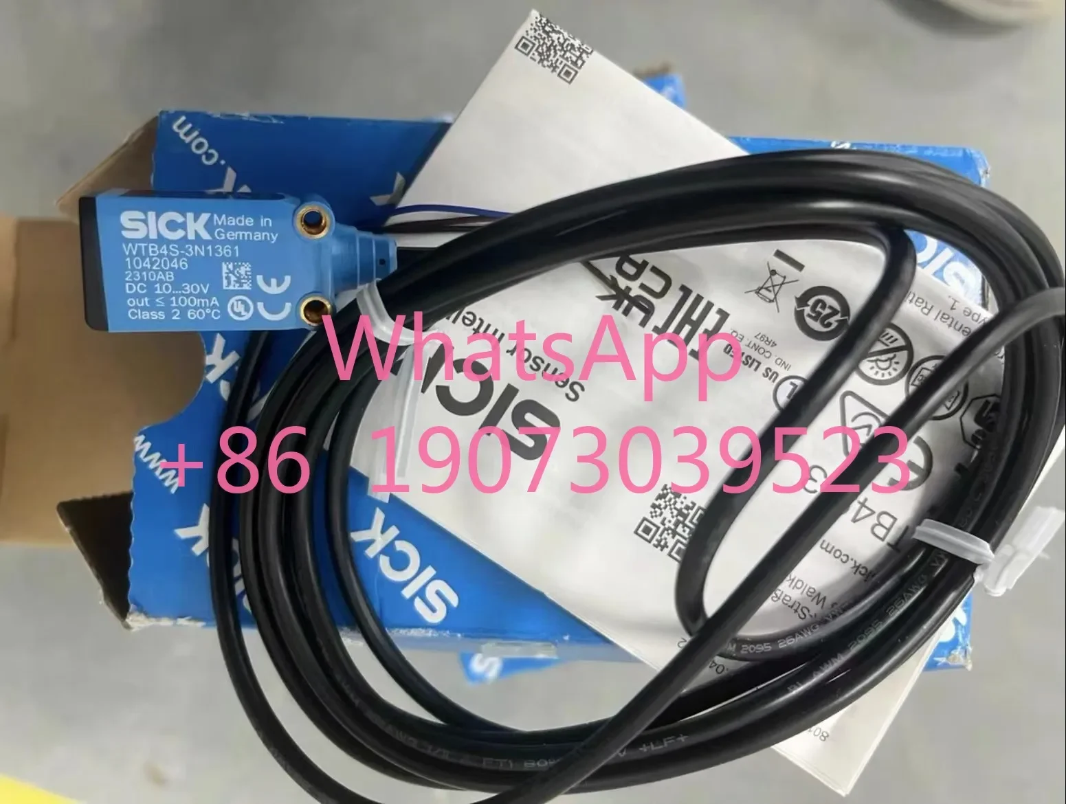 

Brand New WTB4S-3N1361 sensor 1042046 fast shipping