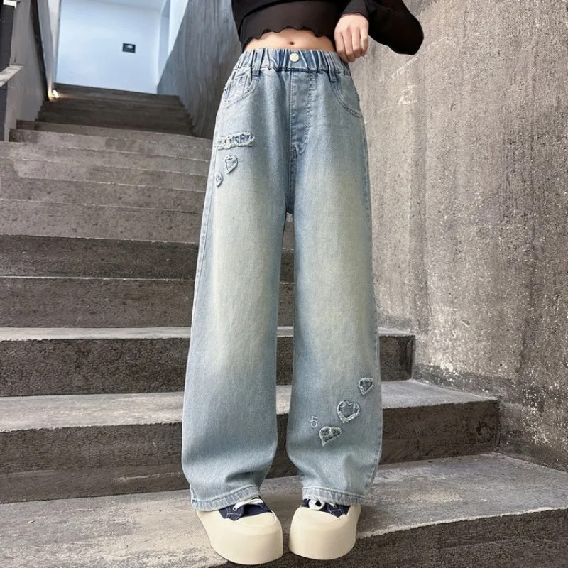 

Girls Loose Wide-leg Jeans Trousers Korean Fashion Heart Patch Straight Denim Pants Spring Autumn Casual Clothing 5-12 Years