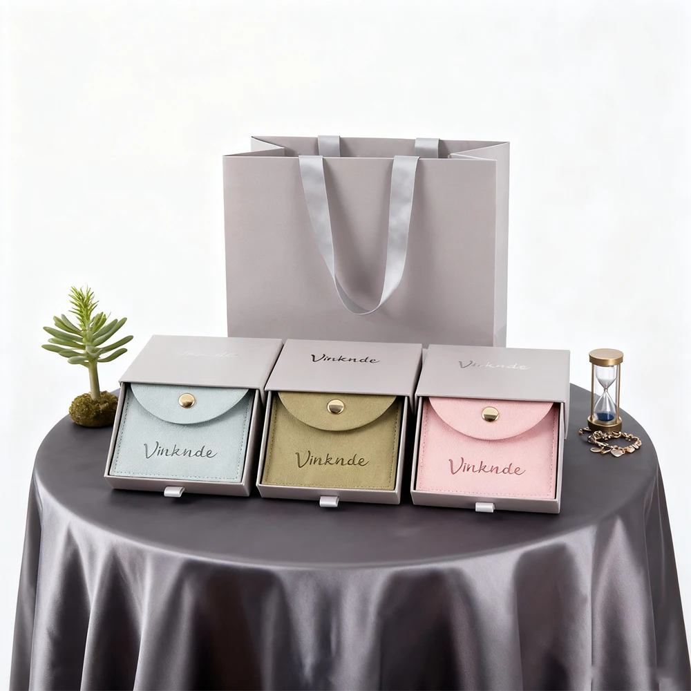 

Customized Logo Grey Paper Drawer Box With Suede Snap Bag Jewelry Packaging Pouches Ring Earrings Necklace Bracelet Gift Boxes
