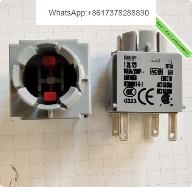 Switch button 1.20.123 universal silver touchpoint 250V/5A normally closed 2NC fast terminal without lamp holder
