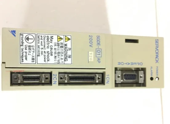 SGDE-01APY20    SERVO driver   ,     In good working condition, free shipping   A