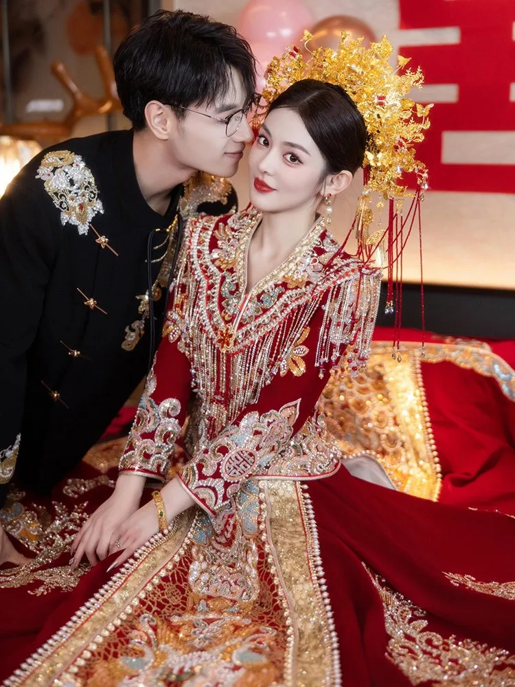A new Chinese-style red dress for brides heavy-duty small-sized wedding and toasting