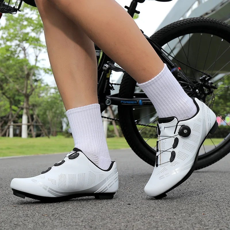 Herren-Mountainbike-Schuhe MTB, atmungsaktiv, rutschfest, hohe Härte, geeignet für Outdoor-Straßenrennen, Mountain-Offroad-Fahren 37-46 – Detail 38