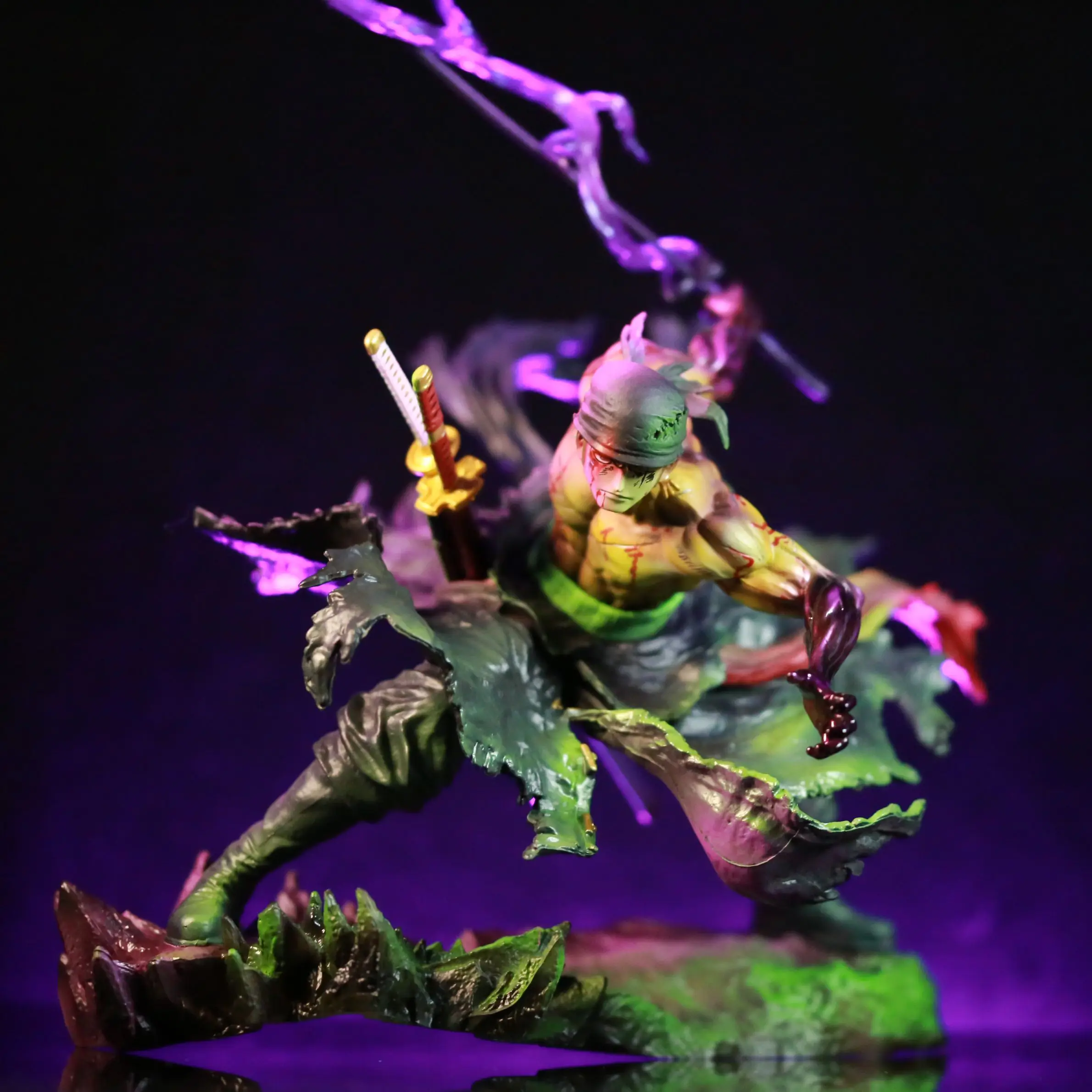 Statua anime One Piece - Bloody Zoro Action Figure a doppia testa Esecuzione squisita Animazione Decorazione desktop da collezione