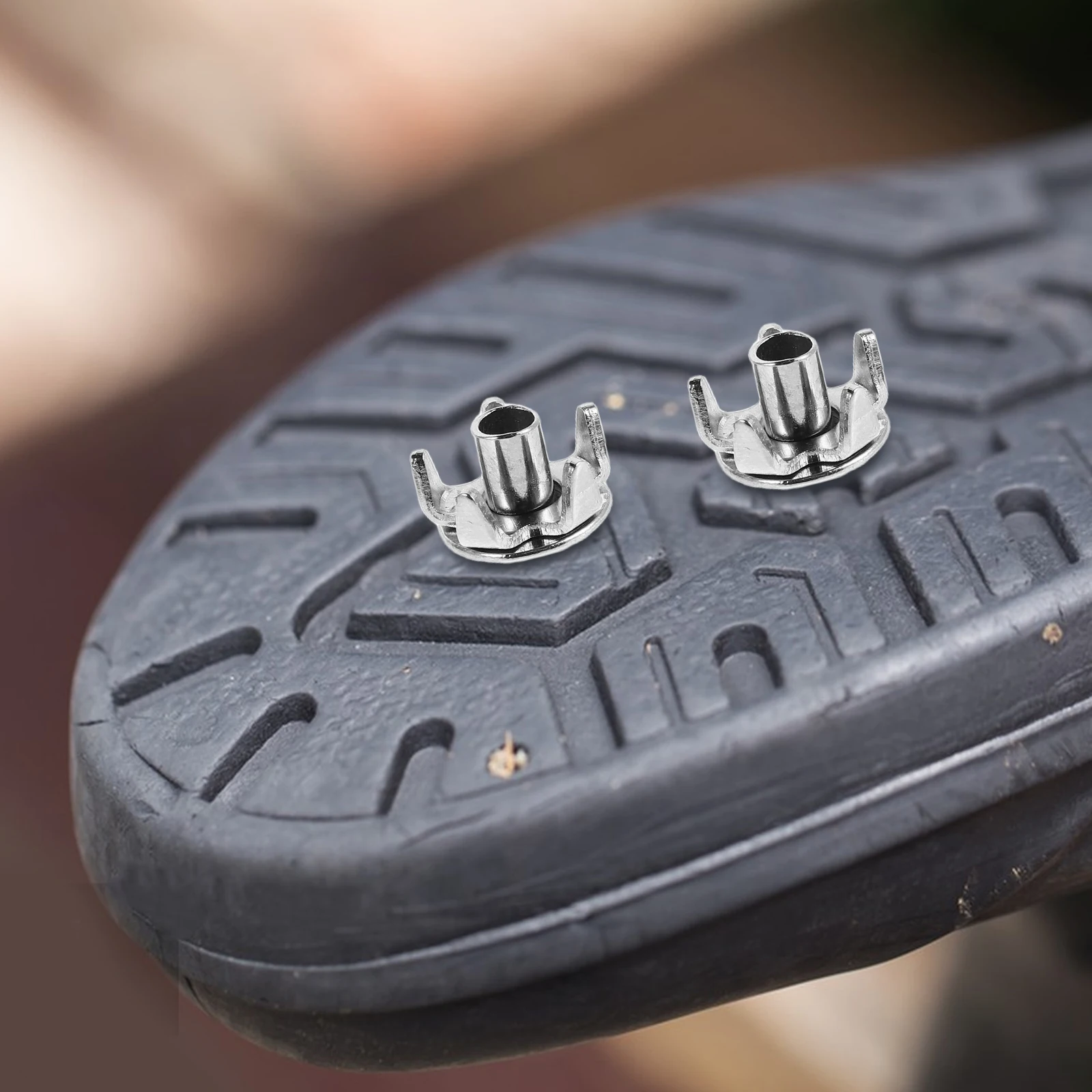 50 قطعة المسامير المضادة للانزلاق الأحذية دائم الفولاذ المقاوم للصدأ الجليد الثلوج الجر المرابط للأحذية الأحذية التنزه تسلق الجبال قبضة #3