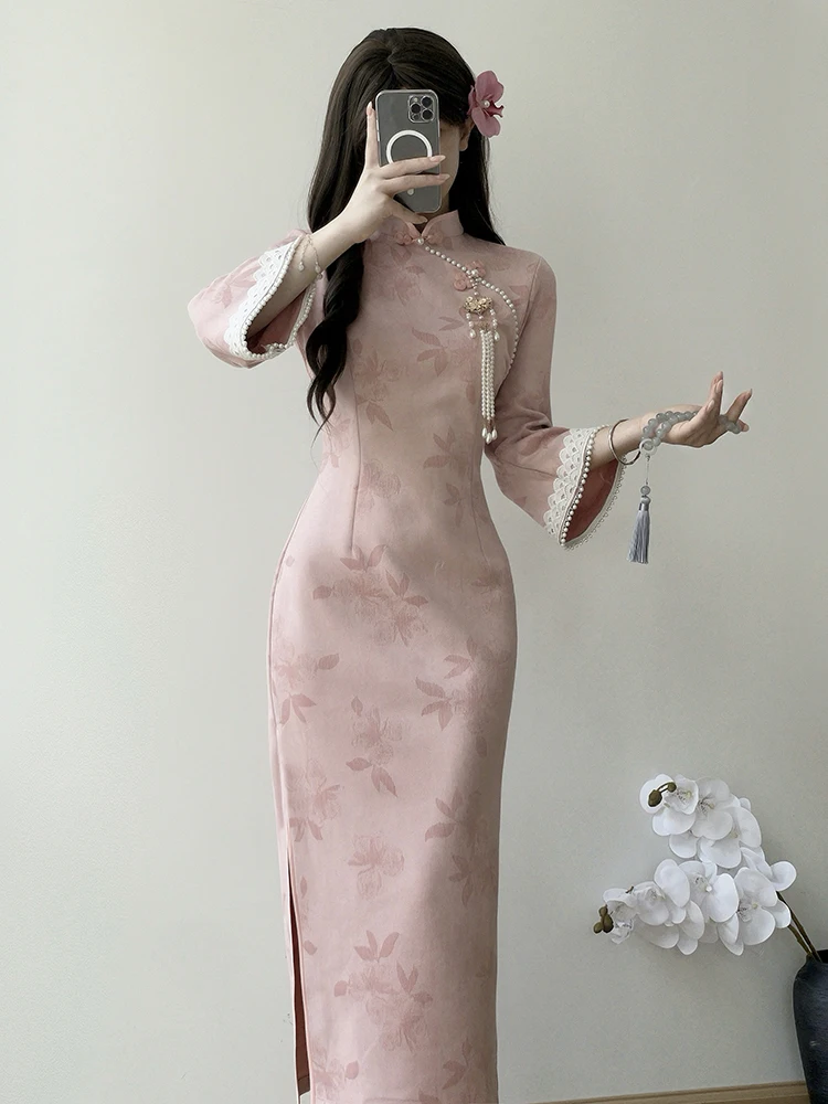 

Новое розовое китайское ципао с длинным рукавом для девушек, летняя модель, для помолвки и повседневной носки, с эффектом высокой чувствительности