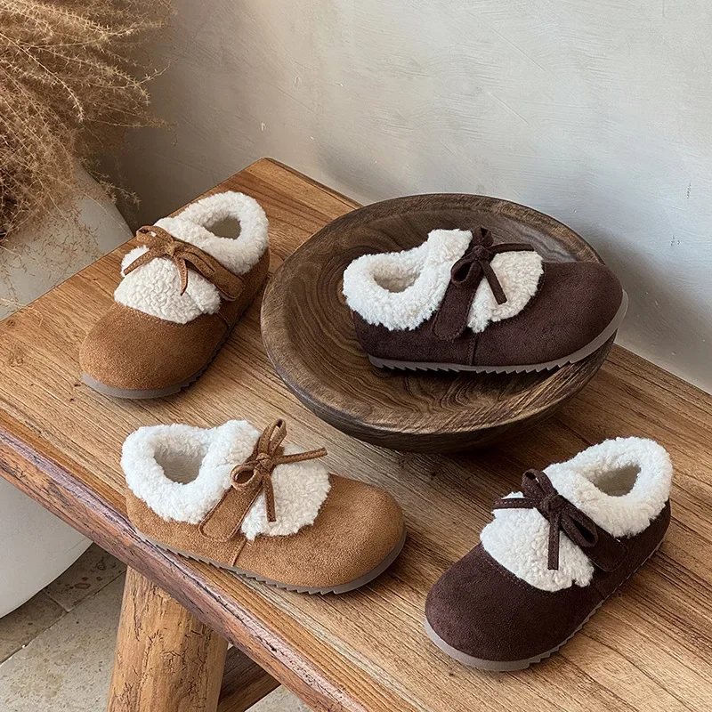 

Повседневная обувь принцессы для девочек, милые детские туфли на плоской подошве с простыми бантами, новинка зимы 2024, детская кожаная обувь, мягкая универсальная