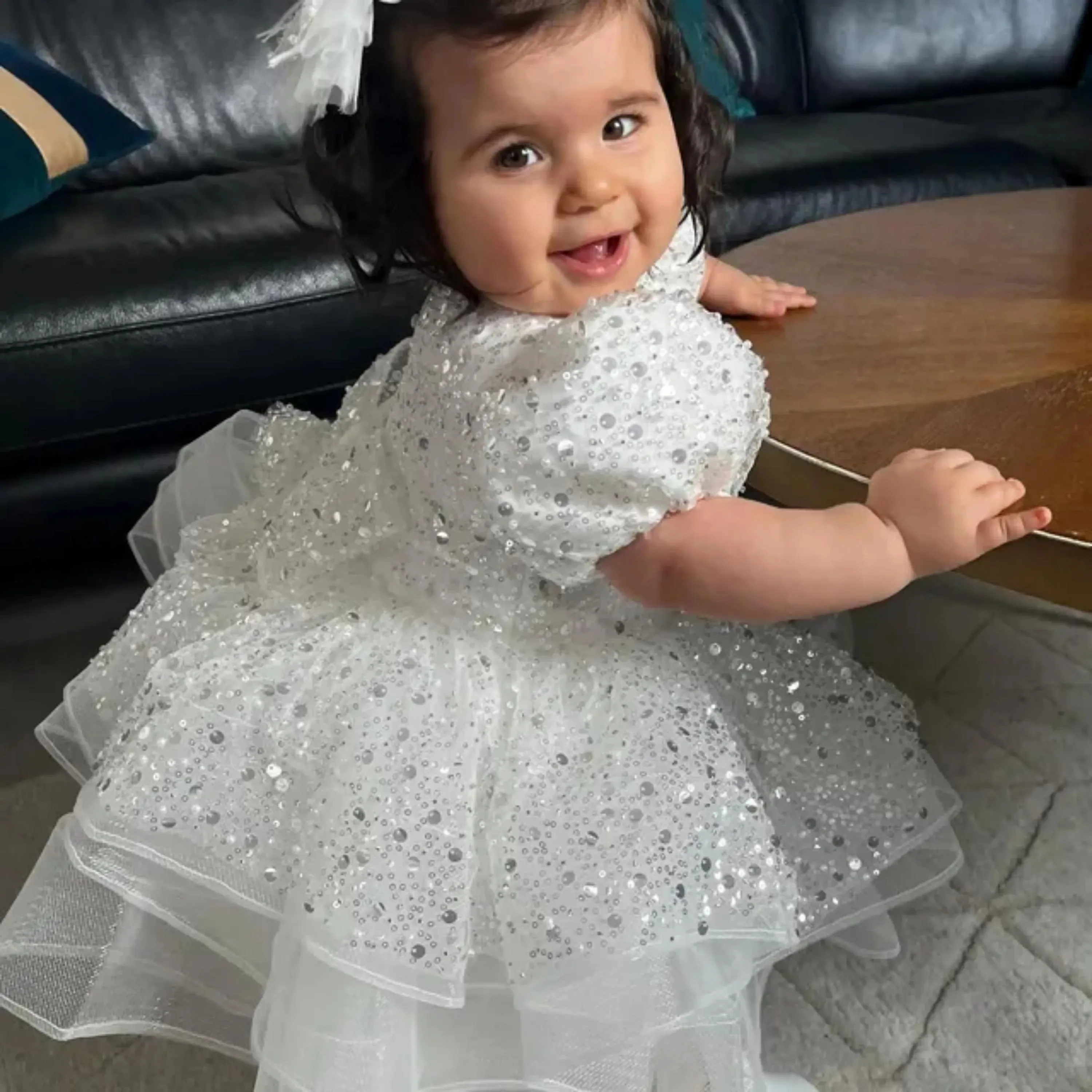 2026 New Luxurious White Sequin Flower Girl Dress Multi-layer Mesh Puff Sleeve Short Tutu Skirt Children's Wedding Party Dress