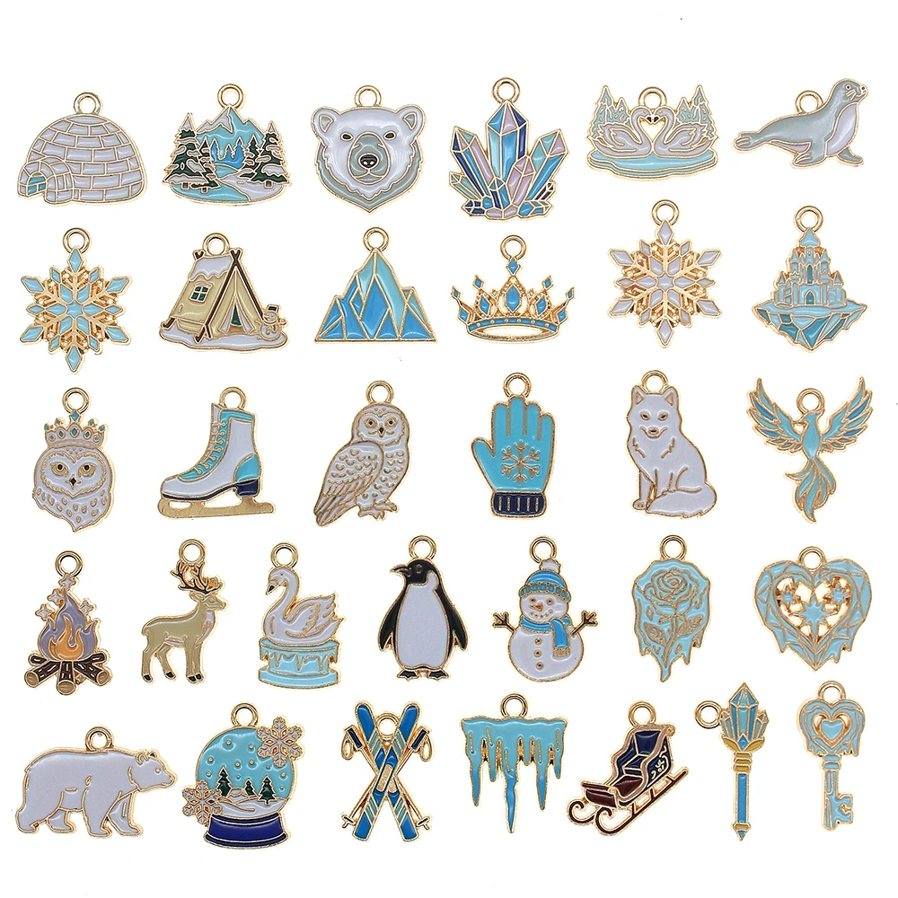 10pcst Winter Collection Ice and Snow World Polar Bear Antarctic Penguin Igloo Owl Snowflake Metal Enamel Alloy Charms Pendants