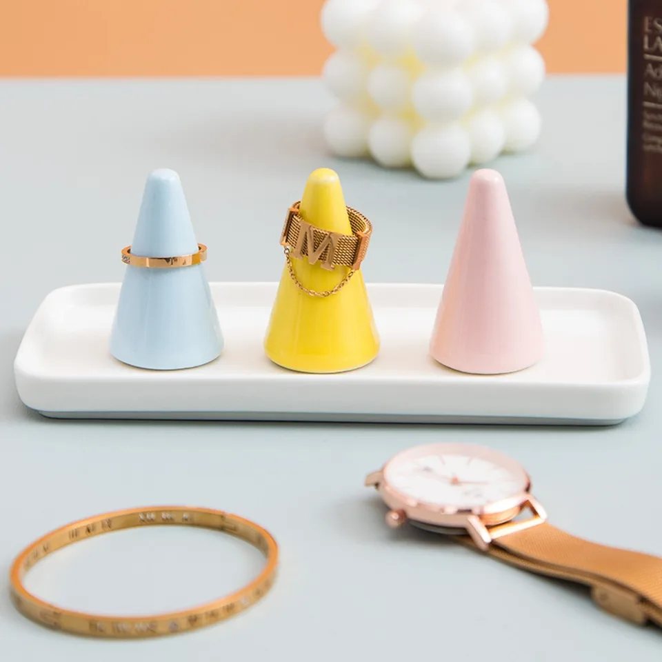 Présentoir Bois 15 Doigts Pour Bagues – Support Conique Élégant En Hêtre Pour Bijoux