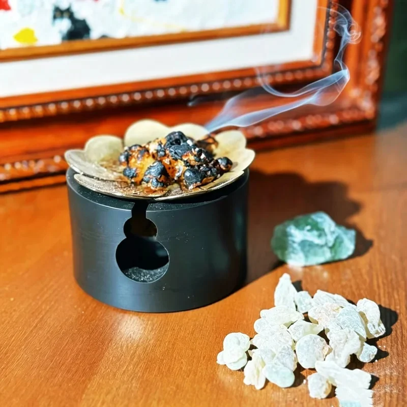50g High-Quality Hojari Frankincense, Natural Oman Burning Incense Resin for Home Fragrance, Aromatherapy & Relaxing Atmosphere
