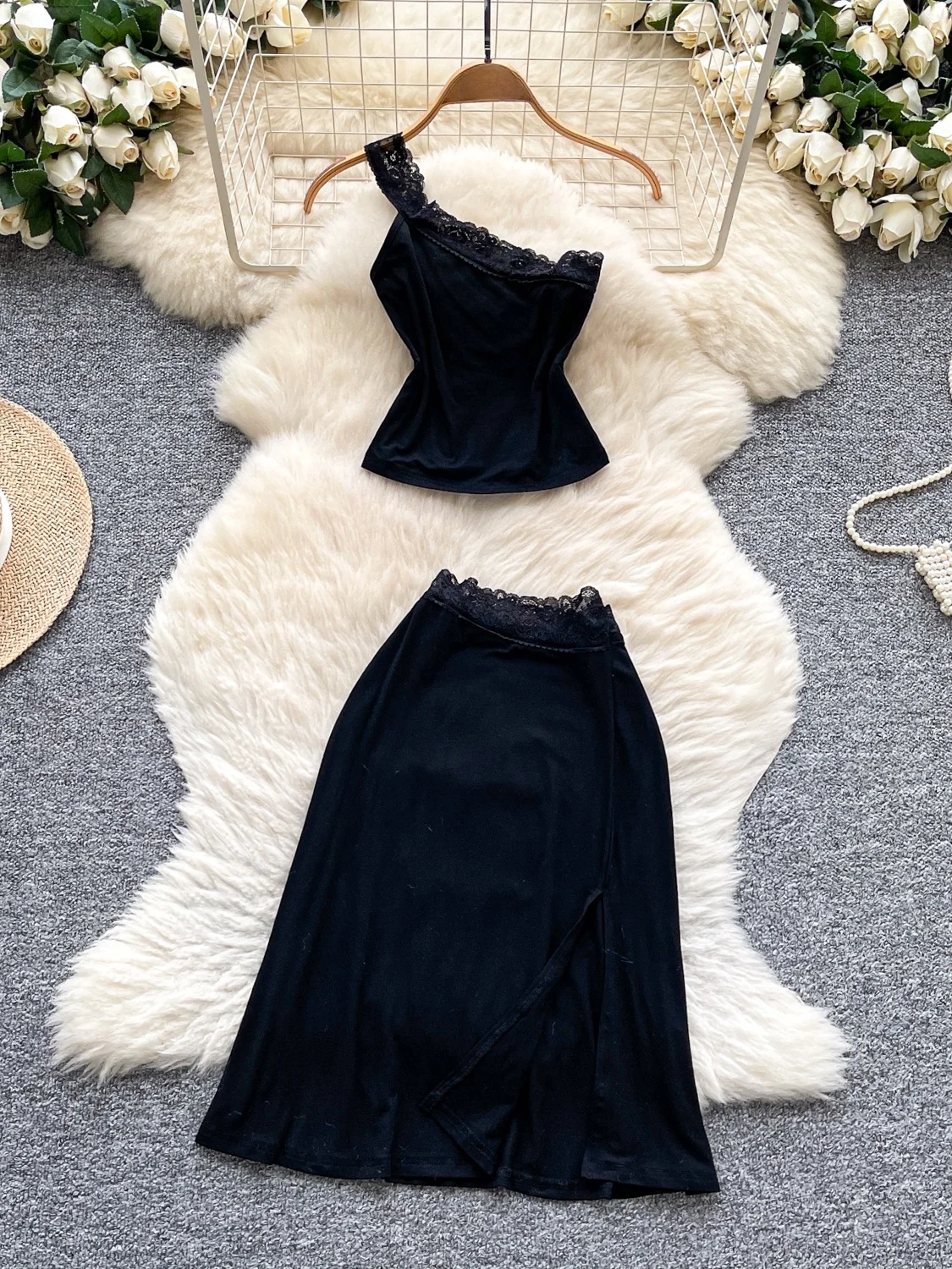 

Летний наряд Ele, женский комплект с кружевной отделкой, жилет и юбка с высокой талией, модный комплект для поездок на работу, стандартный крой, средний размер...