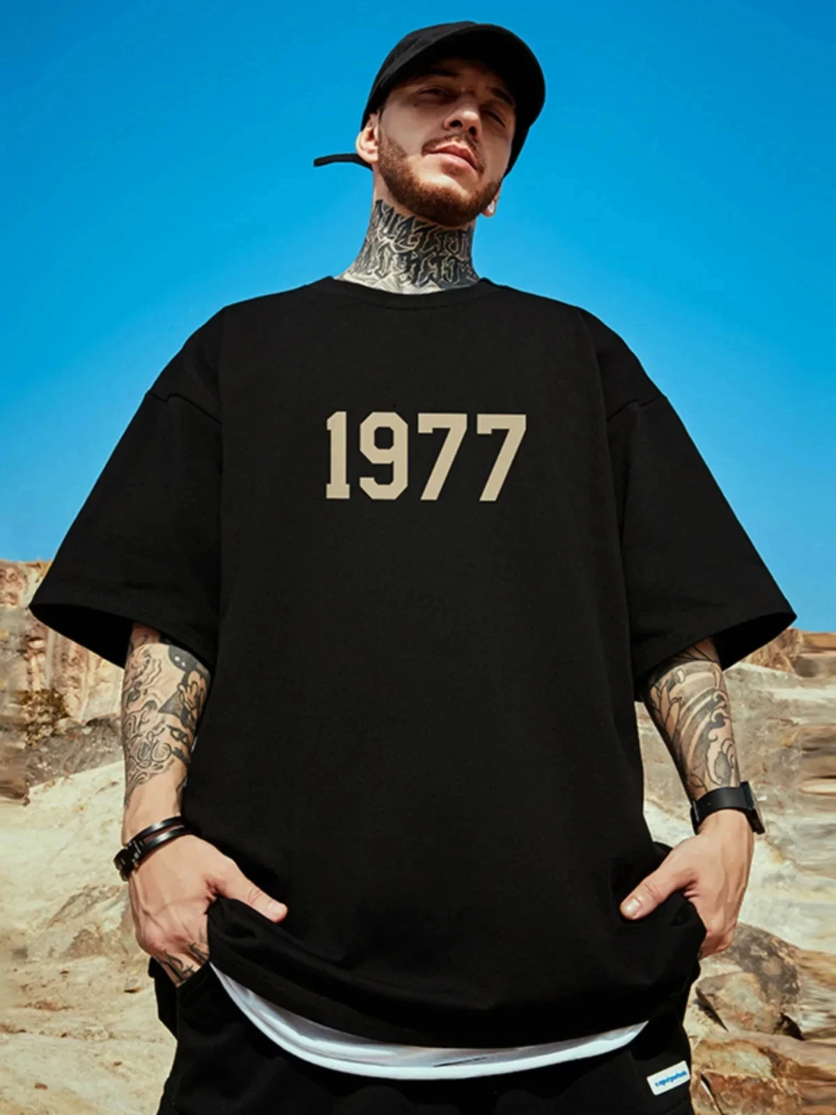 

Apanese Retro Trendy Brand Short Sleeved T-Shirt For Men Simple Printed Loose Couple Casual Top