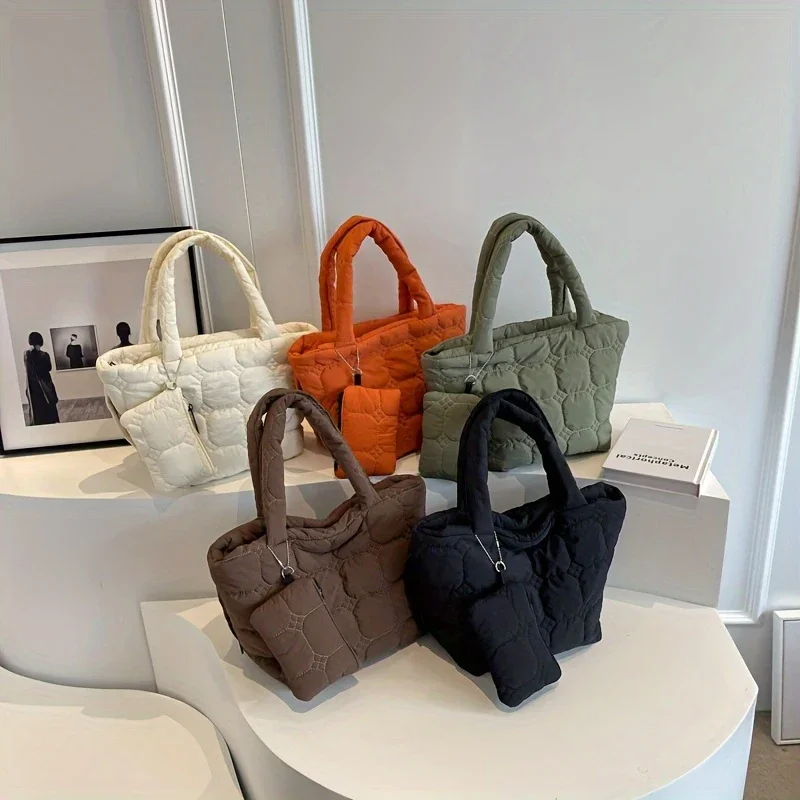 Damen-Einkaufstasche, koreanische Version, modische Handtasche, große Kapazität, Schlüsseltasche, Zubehör, Soft Go Shopping, Campus-Umhängetasche – Detail 9