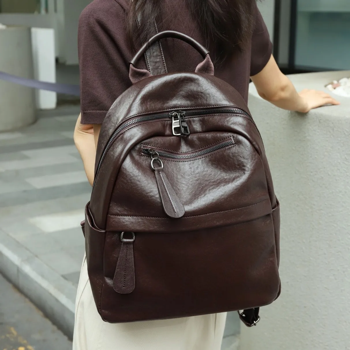 Daily or Travel Genuine Leather Backpack Multi-pocket Daypack for Women 2026 New Cow Leather Tote or Shoulder Bag