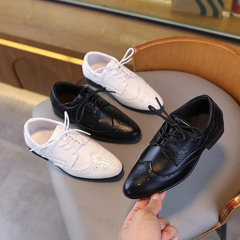 Children Leather Shoes 2025 New Retro Boys Loafers Fashion Lace Up Pointed Toe Dress Shoes British Style Kids Oxford Shoes