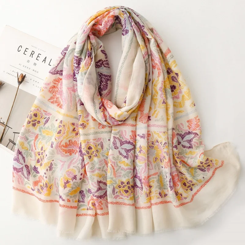 

Пастельный цветочный геометрический шарф с кисточками, легкая шаль для женщин, весенне-осенний солнцезащитный крем для путешествий