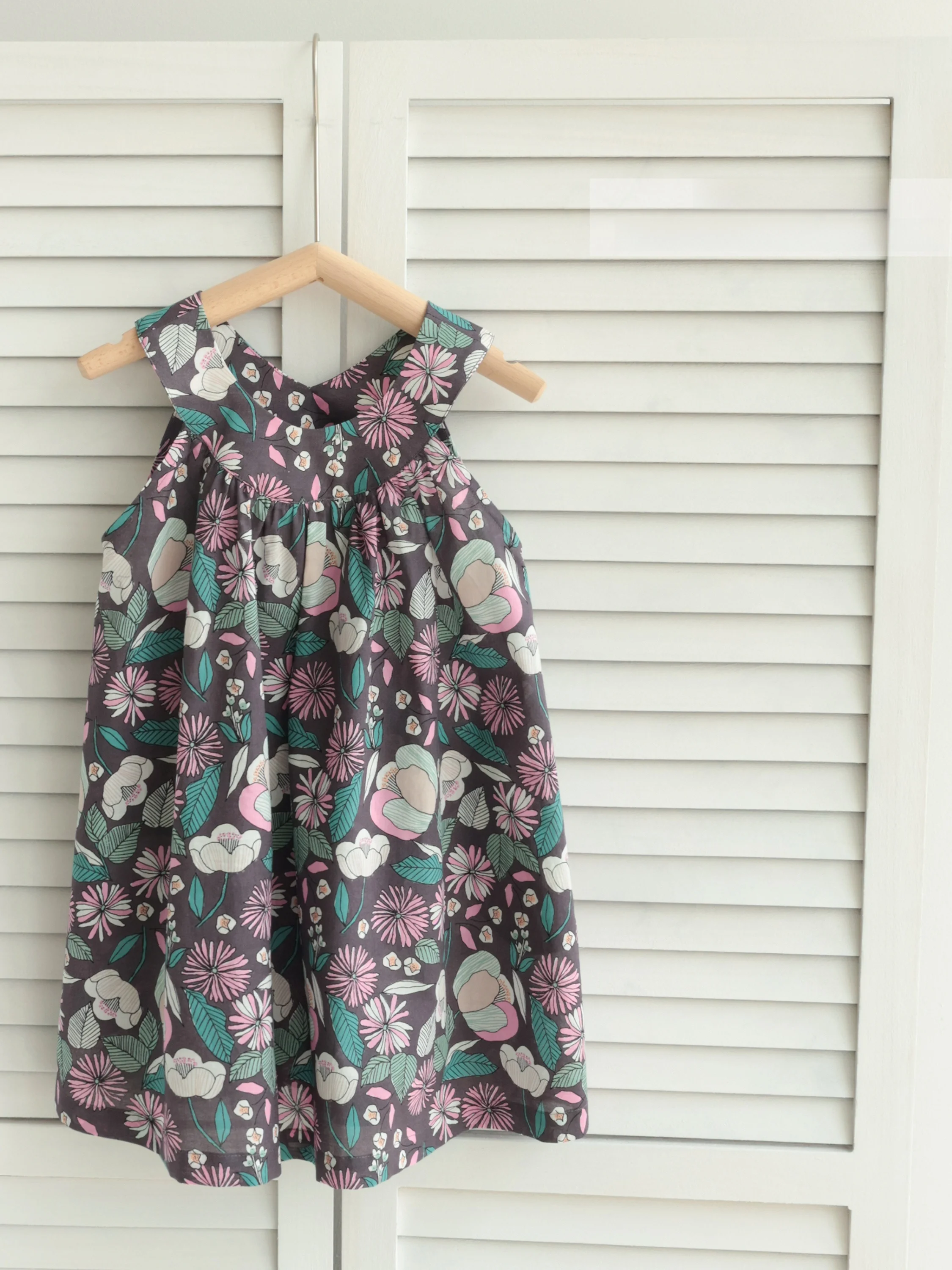 

DIY Sewing Ne Hanging Dr Paper Pattern Children's Clothing Self-Designed Timel Sle Fabric Art Home Crt BD44