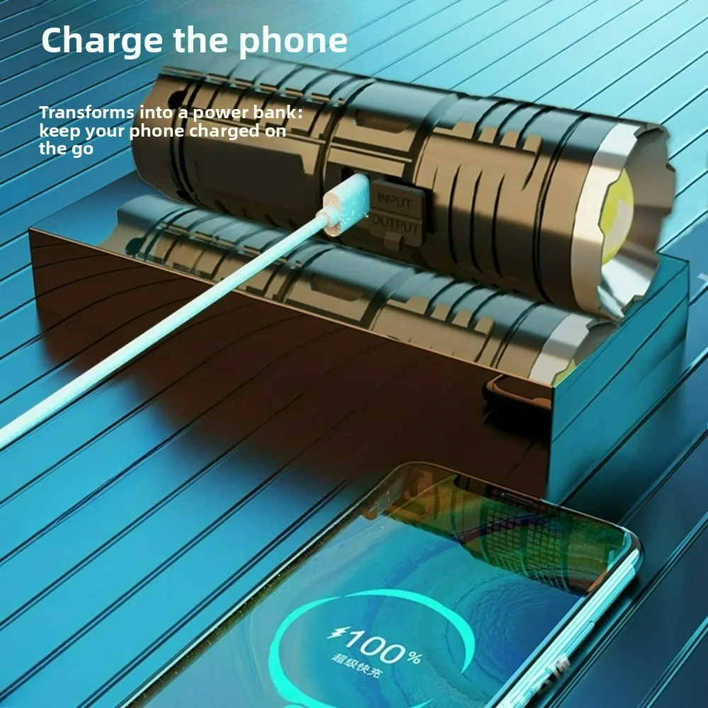 مصباح يدوي فائق السطوع طويل المدى قابل لإعادة الشحن في الهواء الطلق، شعاع عريض قابل للتركيز مع شاشة رقمية ومدفع ليزر