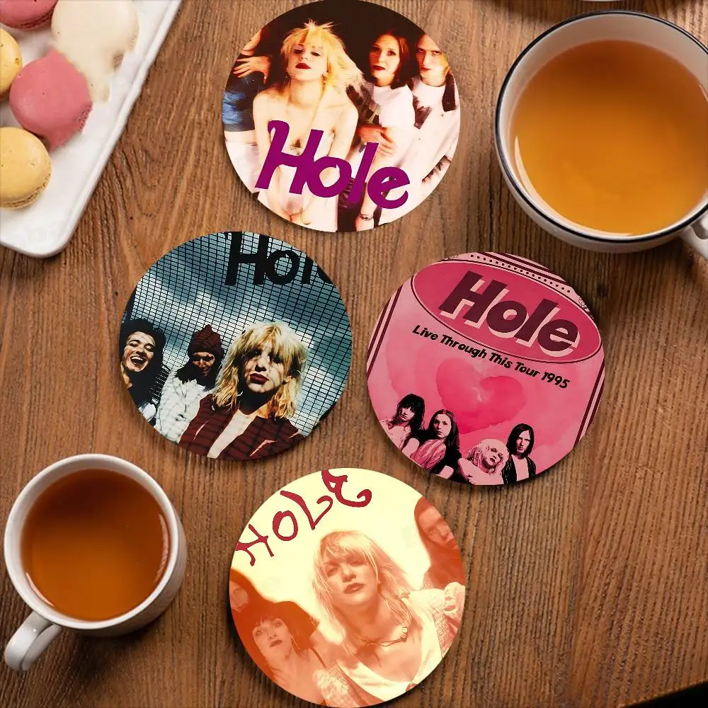 

1pc Alternative Rock Band H-Hole Pattern Art Painted Wooden Anti-slip Coasters For Decoration Of Living Room Kitchenware