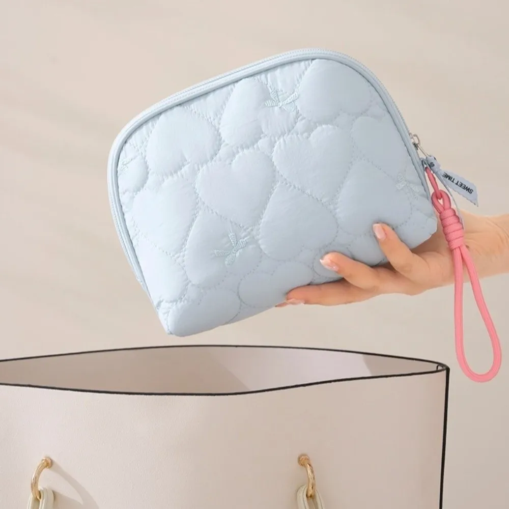 Large Capacity Quilted Cosmetic Bag Candy Color Zipper Closure Love Heart Handbag Portable Ultralight Travel Makeup Bag