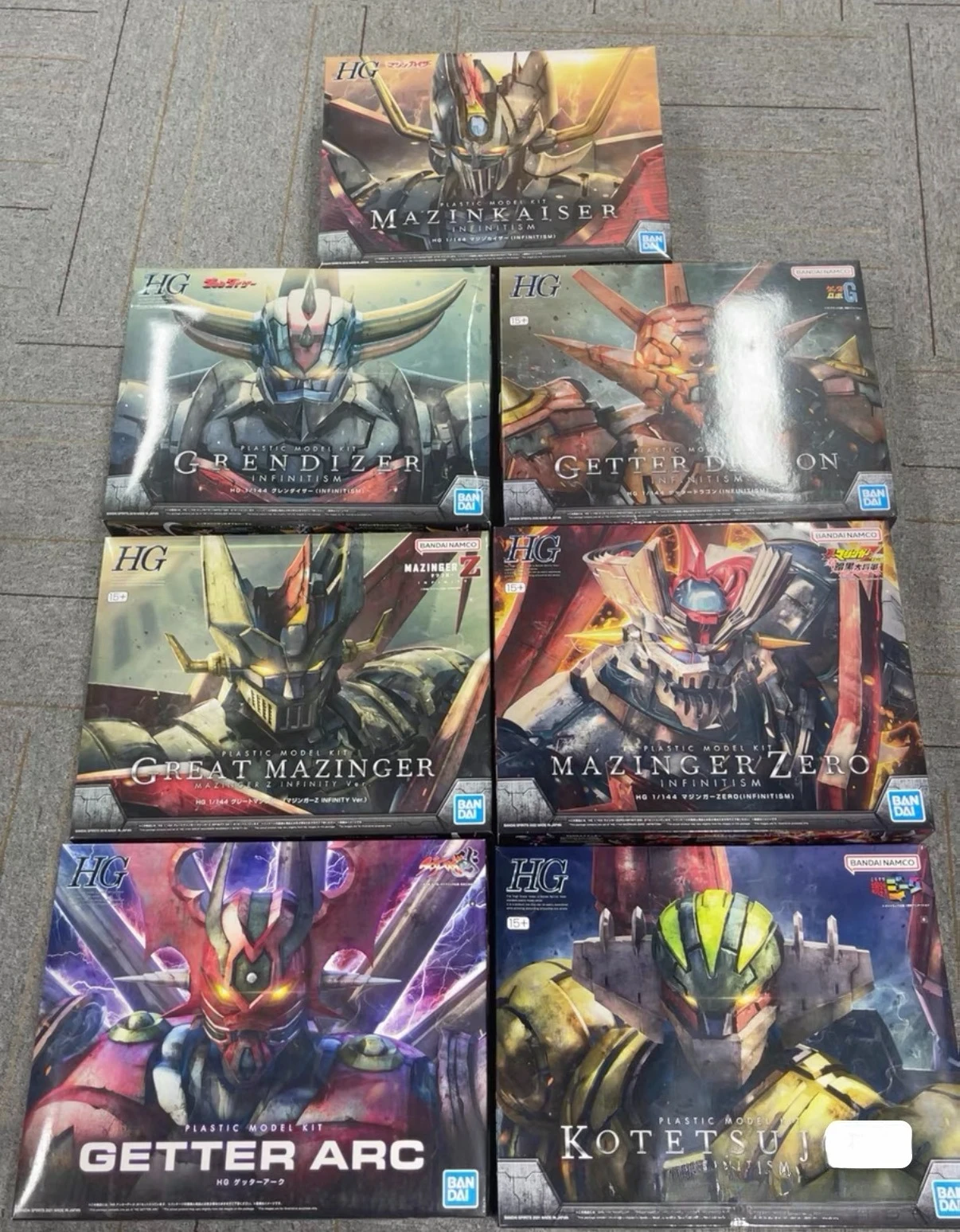 

in stock BANDAI Original HG 1/144 INFINITISM GRENDIZER Assembly Model Toys Collectible Model Ornaments Gifts for Children